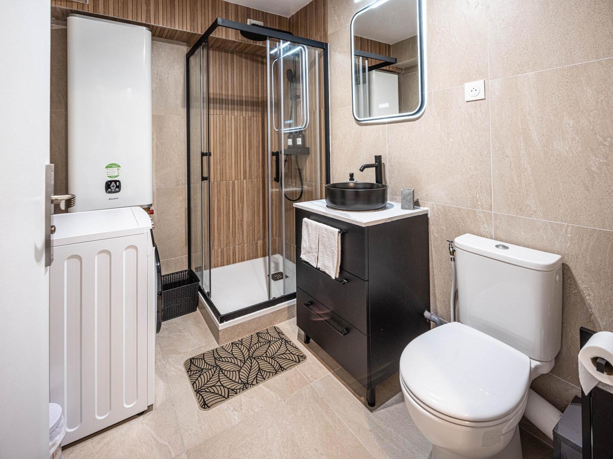 Appartement Cocooning En Centre-Ville - Residence Le Colisee Ермон Екстериор снимка