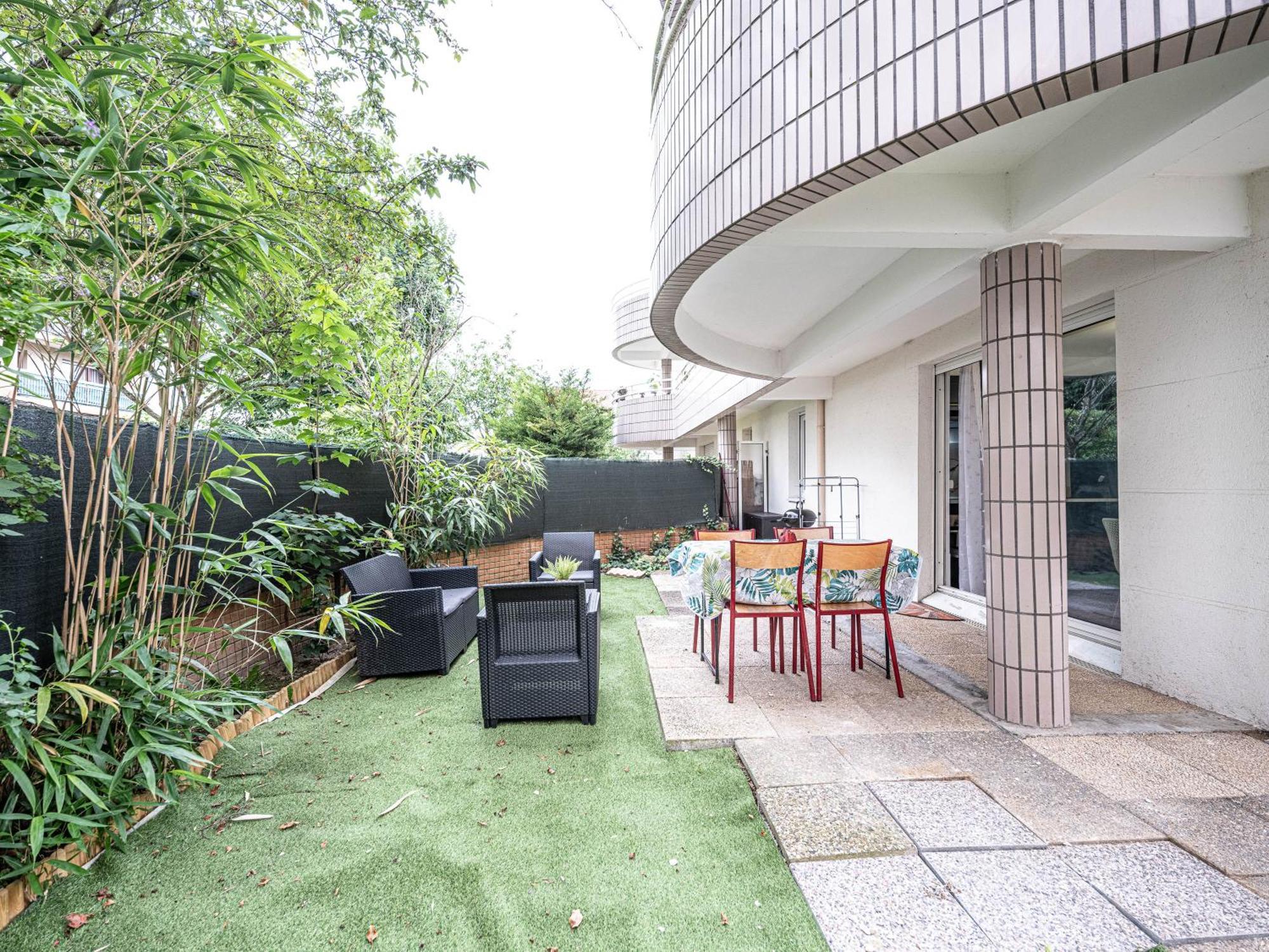 Appartement Cocooning En Centre-Ville - Residence Le Colisee Ермон Екстериор снимка